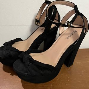 Just fab Black 6 inch platform heels great for my short friends!